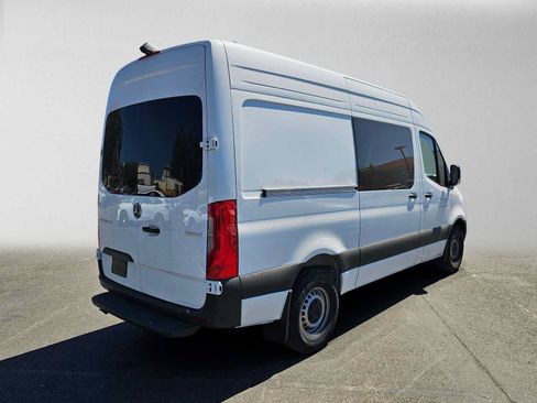 Used 2026 Mercedes-Benz Sprinter 2500 image 3