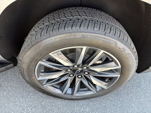 New 2026 Chevrolet Tahoe LS w/ LS Custom Edition AWD/4WD image 12