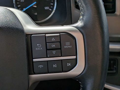 Used 2024 Ford Expedition XLT AWD/4WD image 24