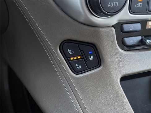 Used 2019 GMC Yukon SLT w/ Premium Edition image 25