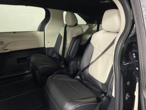 New 2026 Toyota Sienna Limited image 30