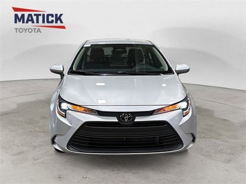 New 2026 Toyota Corolla LE image 2