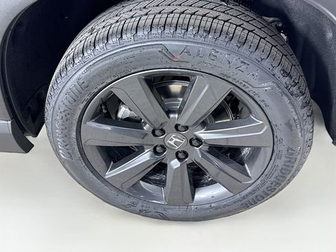 New 2026 Honda Pilot Sport image 38