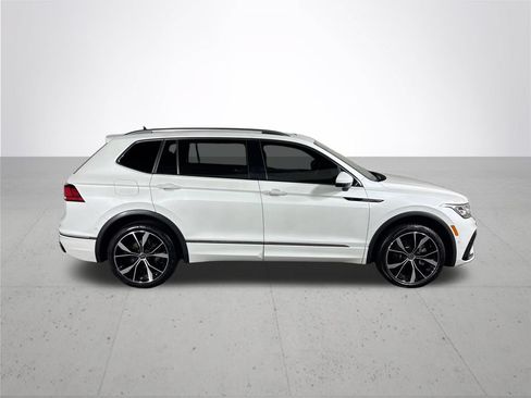 Certified 2023 Volkswagen Tiguan SEL R-Line AWD/4WD image 7