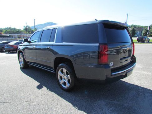 Used 2019 Chevrolet Suburban Premier image 5