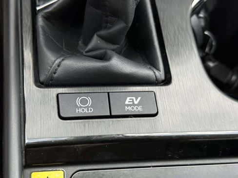 Used 2024 Lexus ES 300h w/ Premium Package image 24