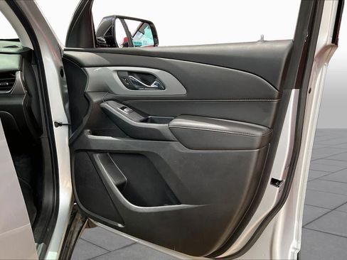 Used 2020 Chevrolet Traverse LS w/ LPO, Blackout Package FWD image 21