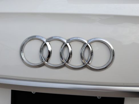 Used 2023 Audi Q5 2.0T Premium Plus w/ Premium Plus Package image 40