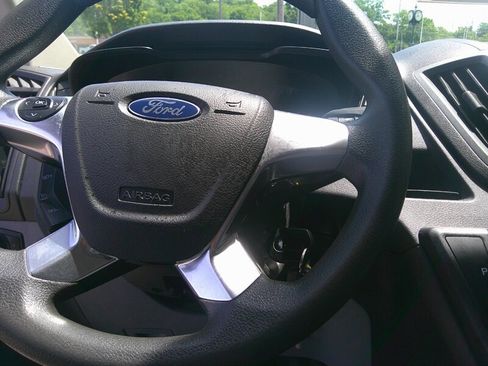 Used 2015 Ford Transit 250 130 Medium Roof RWD image 25