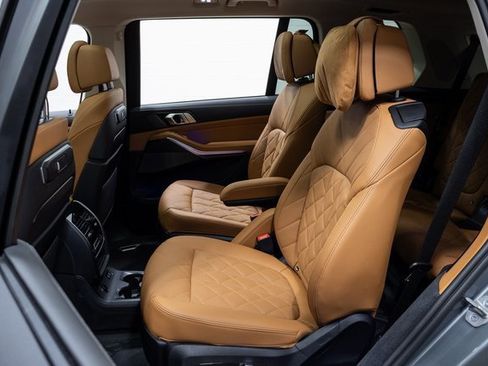 Used 2023 BMW X7 xDrive40i w/ Premium Package image 20