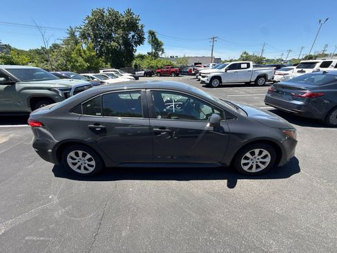 Used 2026 Toyota Corolla LE FWD image 1