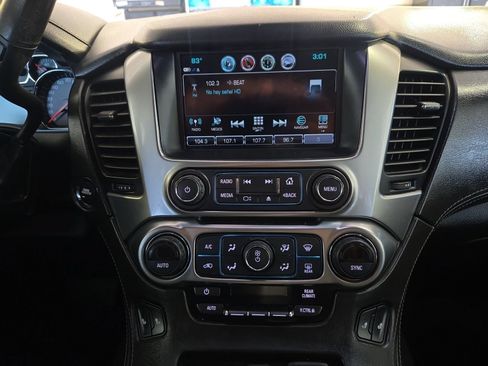 Used 2019 Chevrolet Tahoe LT w/ Texas Edition Package RWD image 17