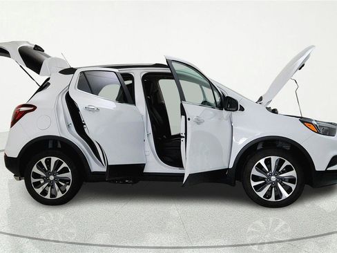 Used 2022 Buick Encore Preferred w/ Safety Package AWD/4WD image 8