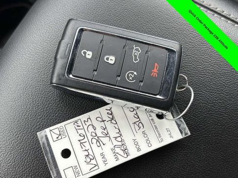 Used 2023 Jeep Grand Cherokee Altitude AWD/4WD image 23