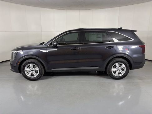New 2026 Kia Sorento LX image 5