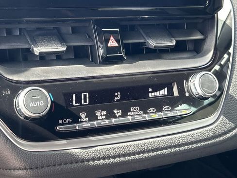 Used 2023 Toyota Corolla SE image 22