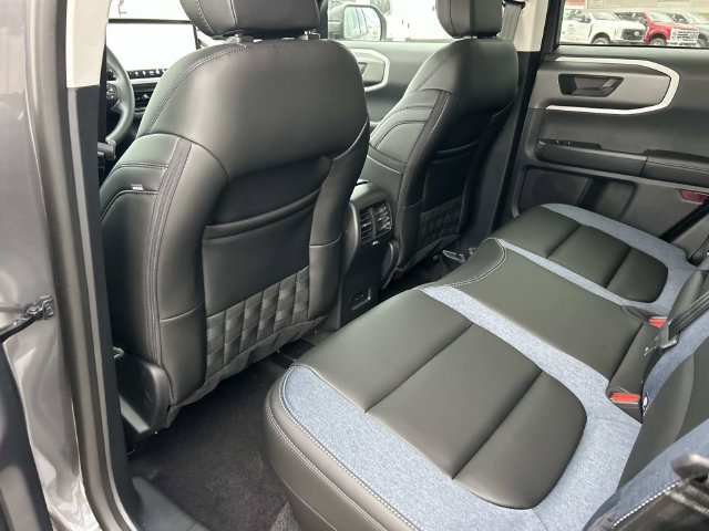 New 2026 Ford Bronco Sport Outer Banks AWD/4WD image 18