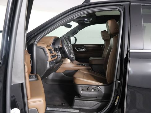 Used 2024 Chevrolet Suburban High Country w/ Advanced Technology Package AWD/4WD image 36