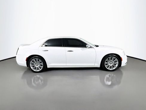 Used 2018 Chrysler 300 C w/ Safetytec Plus Group image 6