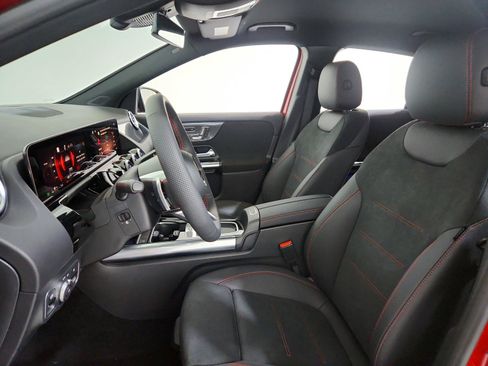 New 2026 Mercedes-Benz GLA 250 4MATIC image 7