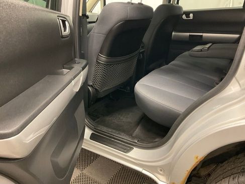 Used 2006 Mitsubishi Endeavor LS AWD/4WD image 20