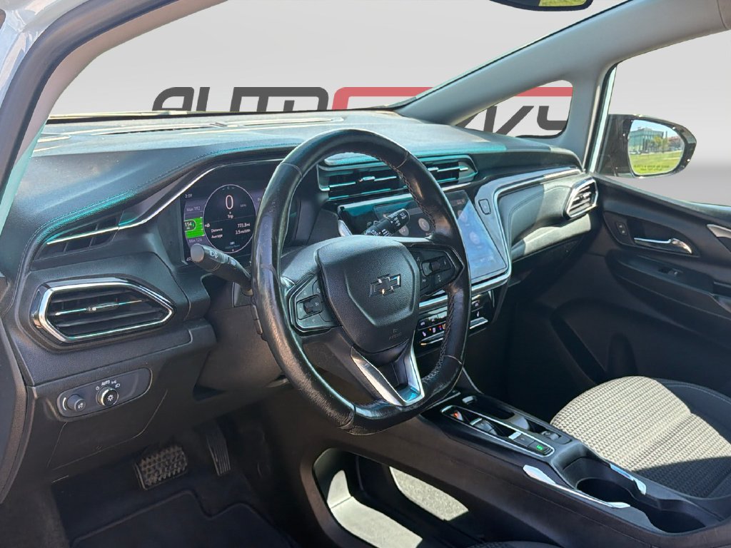 Used 2022 Chevrolet Bolt LT FWD image 10