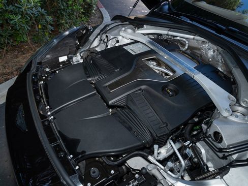 Used 2023 Aston Martin DBX 707 image 11