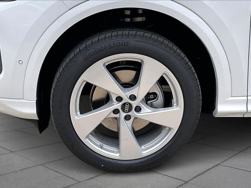 New 2026 Audi Q5 Premium Plus image 11