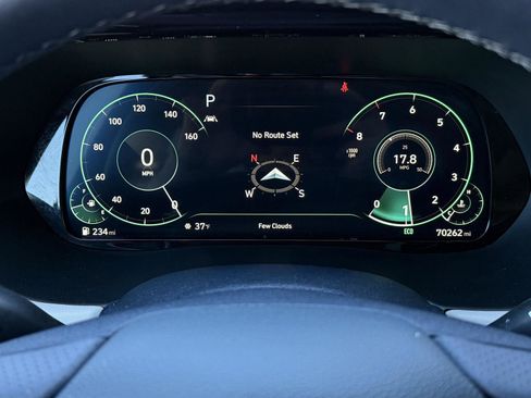 Used 2022 Hyundai Palisade Calligraphy image 14