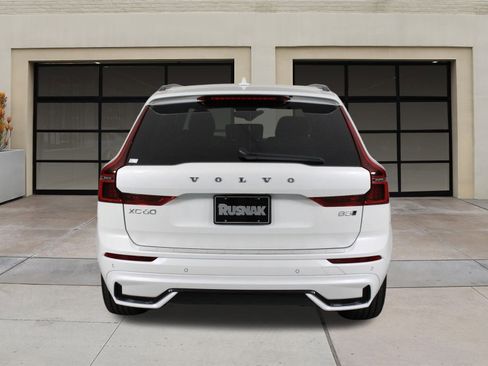 Used 2026 Volvo XC60 B5 Plus w/ Protection Package Premier image 5