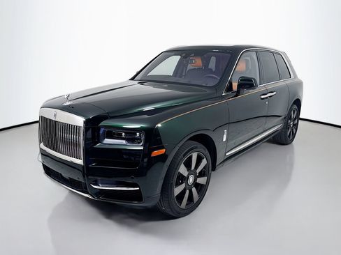 Certified 2023 Rolls-Royce Cullinan w/ Cullinan Package AWD/4WD image 7