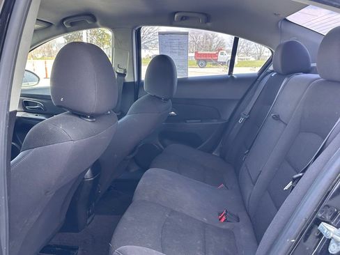 Used 2013 Chevrolet Cruze LT image 14