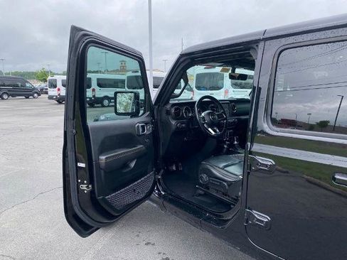 Used 2021 Jeep Gladiator Overland AWD/4WD image 10