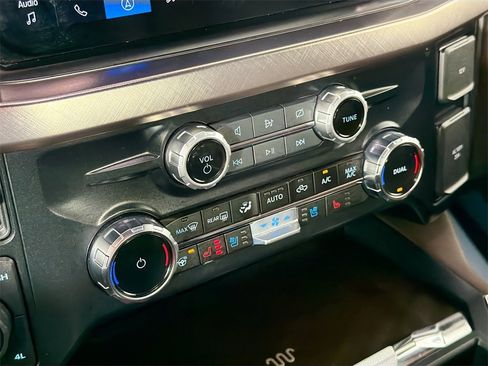Used 2024 Ford F350 King Ranch image 16