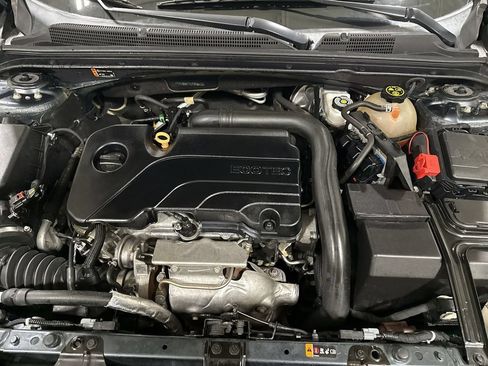 Used 2020 Chevrolet Malibu LS FWD image 24