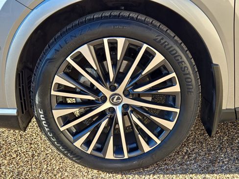 Used 2024 Lexus RX 350 Premium Plus image 11