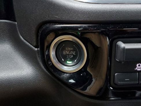 Used 2025 GMC Sierra 1500 Elevation w/ Preferred Package image 34