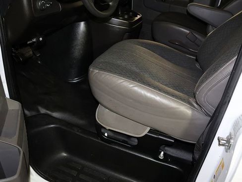 Used 2024 GMC Savana 2500 w/ Driver Convenience Package RWD image 20