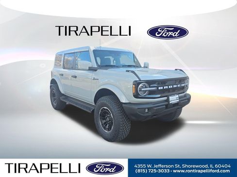 New 2026 Ford Bronco Outer Banks image 6