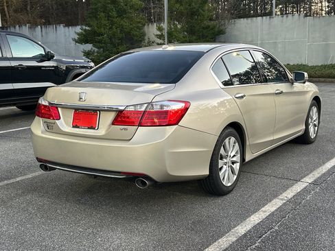 Used 2015 Honda Accord EX-L image 5