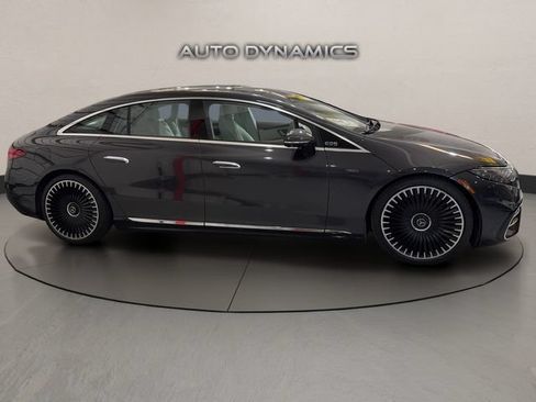 Used 2022 Mercedes-Benz EQS AMG 4MATIC image 4