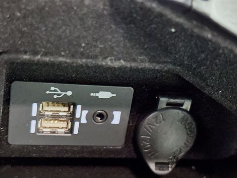 Used 2025 Lexus IS 300 w/ Premium Package image 25