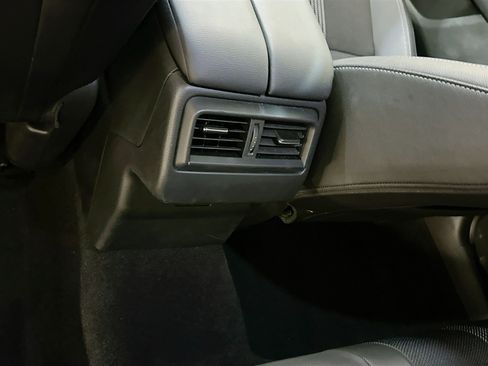 Used 2025 MAZDA CX-50 AWD 2.5 S w/ Preferred Package image 28