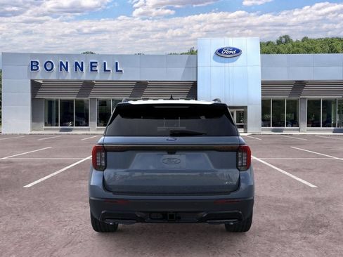 New 2026 Ford Explorer ST-Line w/ ST-Line Street Pack AWD/4WD image 5