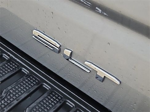 Used 2023 GMC Sierra 1500 SLT w/ SLT Premium Package image 6