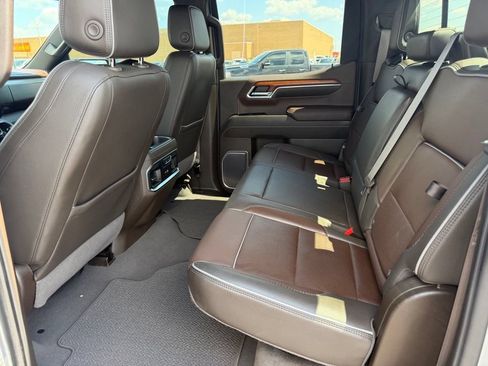 Used 2023 GMC Sierra 1500 Denali w/ Denali Carbonpro Edition AWD/4WD image 21