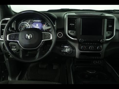 Used 2022 RAM 1500 Big Horn AWD/4WD image 17