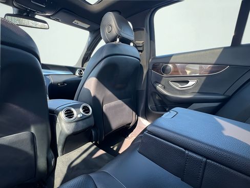 Used 2018 Mercedes-Benz C 300 Sedan image 19