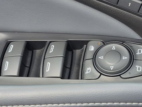 Used 2024 Buick Enclave Premium AWD/4WD image 15
