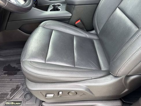 Used 2022 Chevrolet Tahoe LT w/ Luxury Package RWD image 20